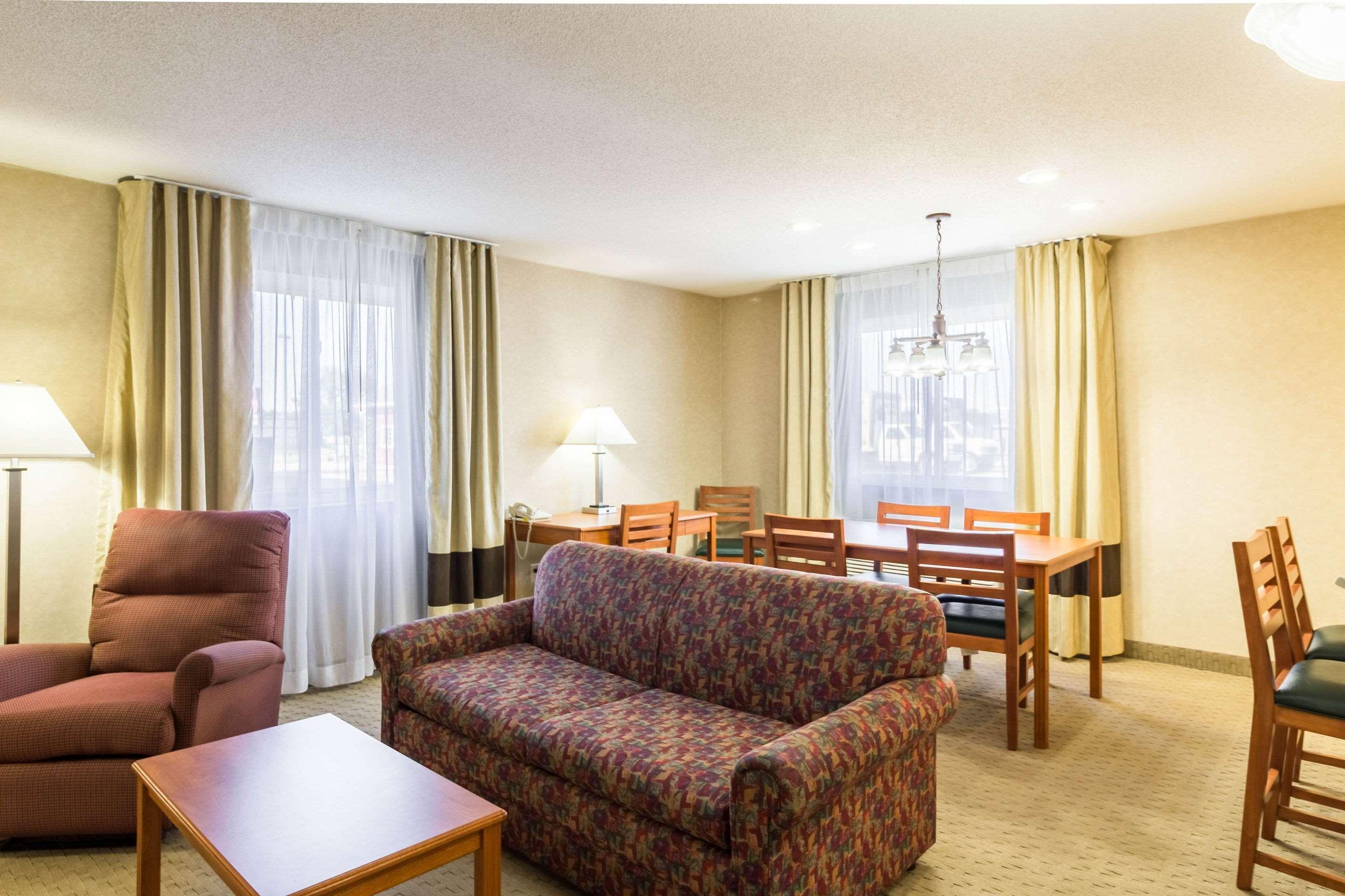 Quality Inn Marshall Mn Near University Dış mekan fotoğraf