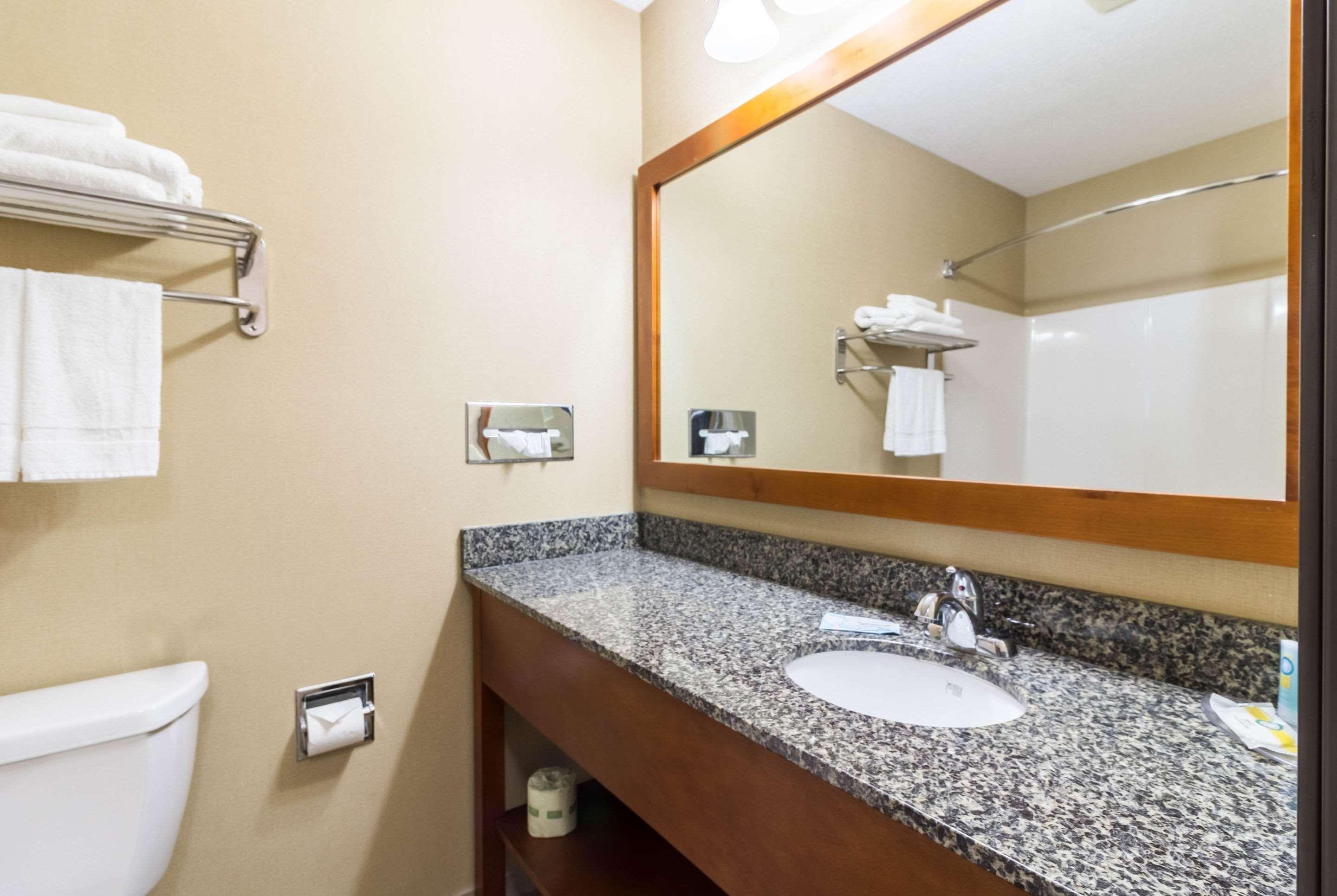Quality Inn Marshall Mn Near University Dış mekan fotoğraf
