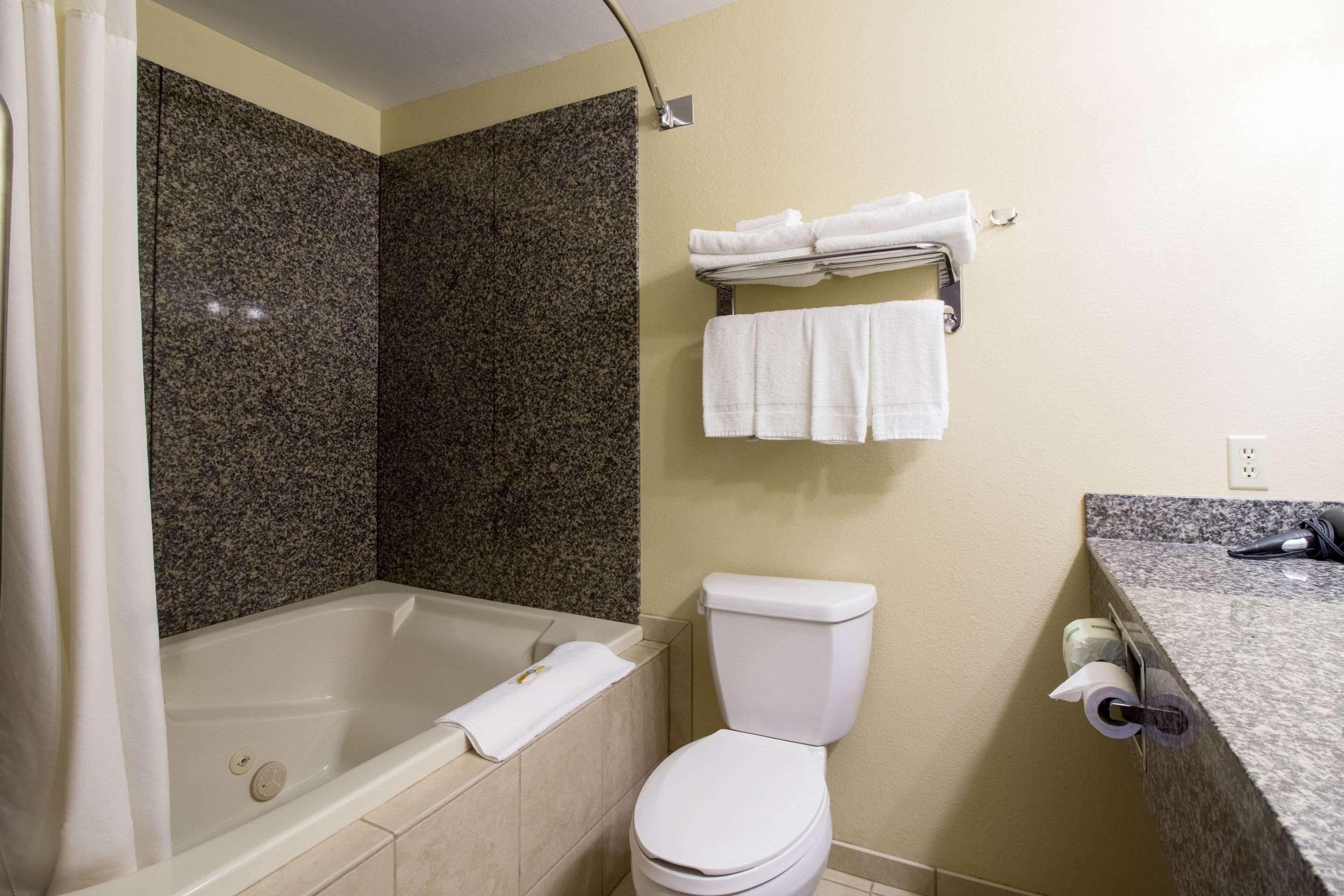 Quality Inn Marshall Mn Near University Dış mekan fotoğraf